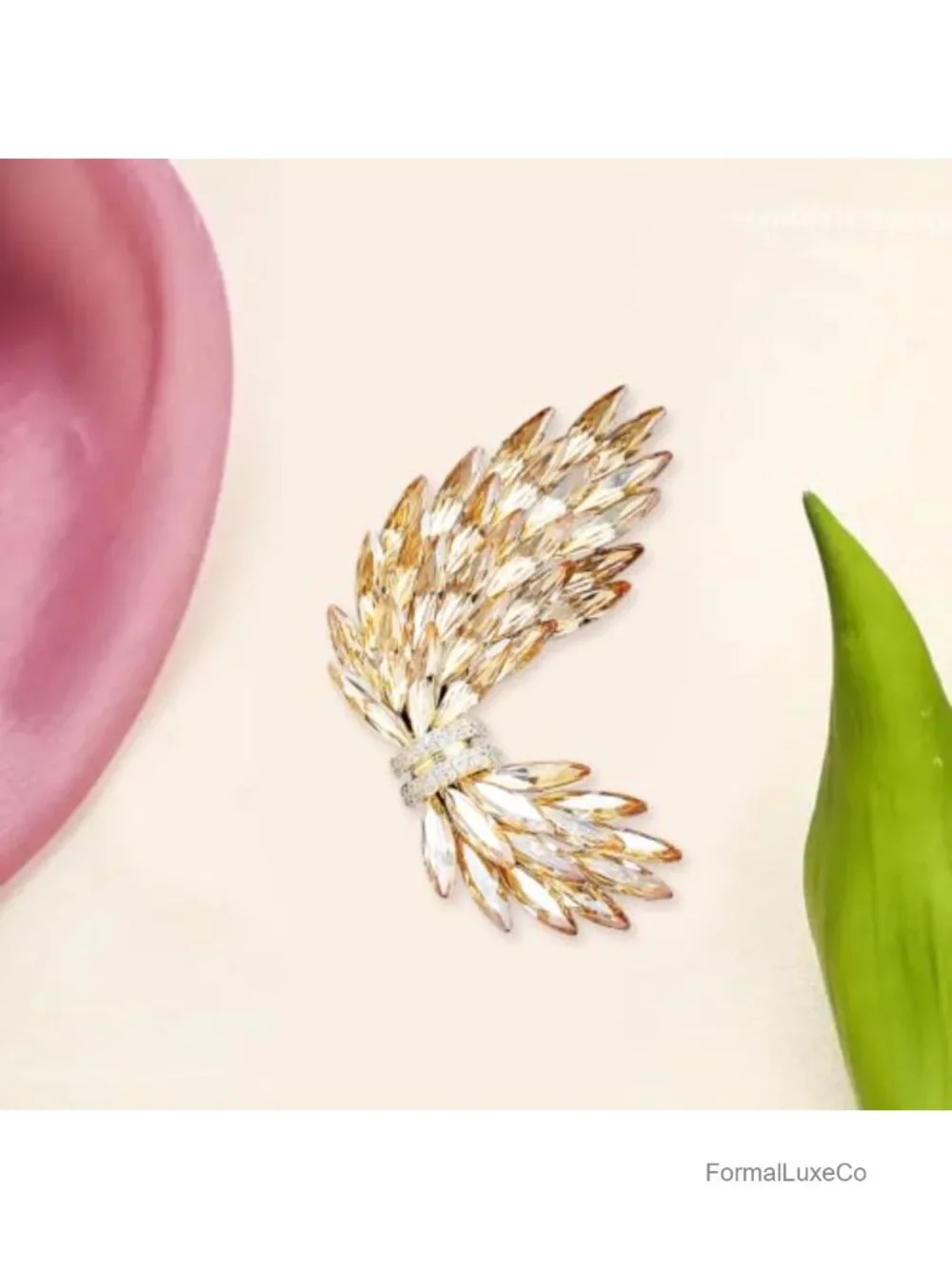 Vintage Gold Tone Wing Brooch Rhinestone Crystal Enamel Lapel Pin for Women